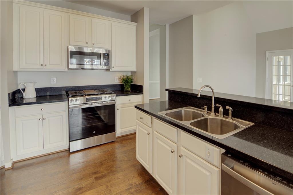 2705 Woodland Brook Lane SE