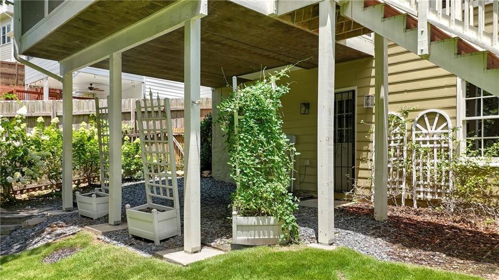 2705 Woodland Brook Lane SE