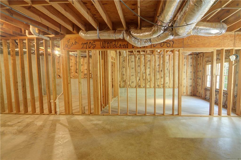 2705 Woodland Brook Lane SE