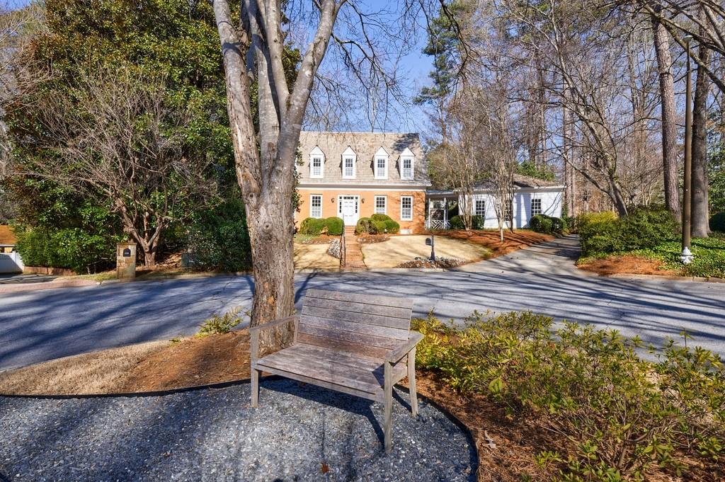 2650 Peachtree Battle Place NW