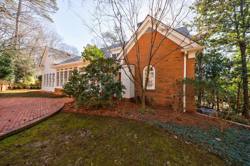 2650 Peachtree Battle Place NW