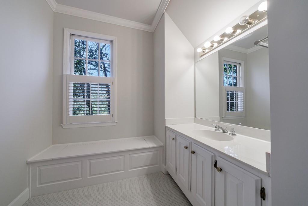 2650 Peachtree Battle Place NW