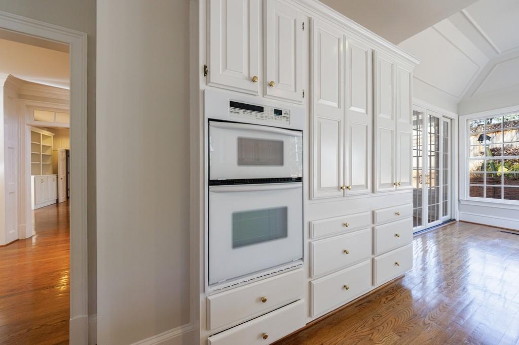 2650 Peachtree Battle Place NW