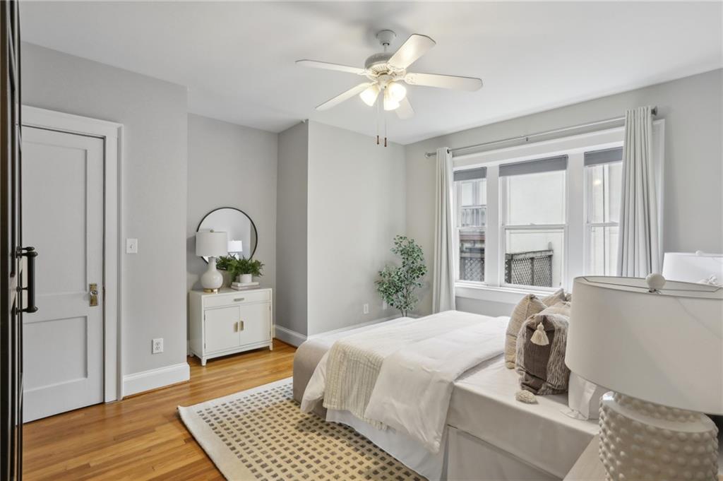 272 14th Street NE Unit 18