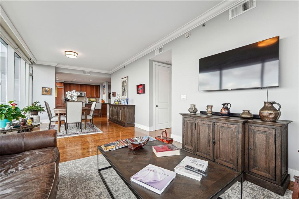 3630 Peachtree Road Unit 1908