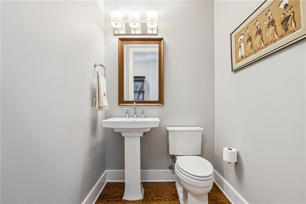 3630 Peachtree Road Unit 1908