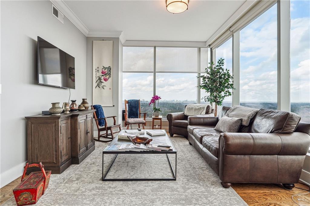 3630 Peachtree Road Unit 1908