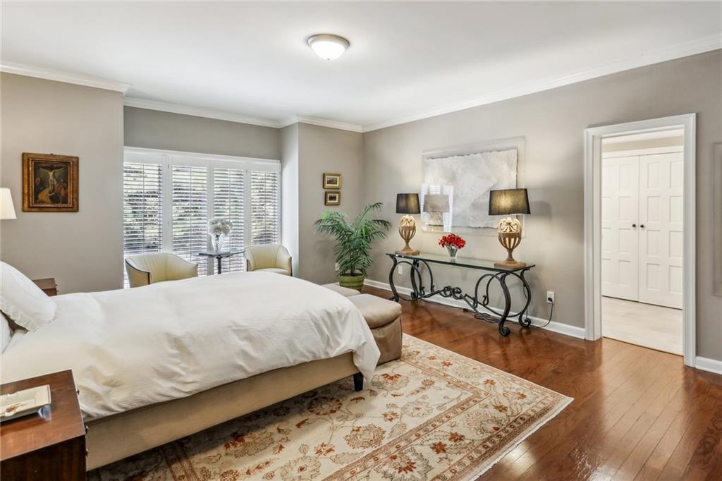 2769 Peachtree Road NE Unit 4