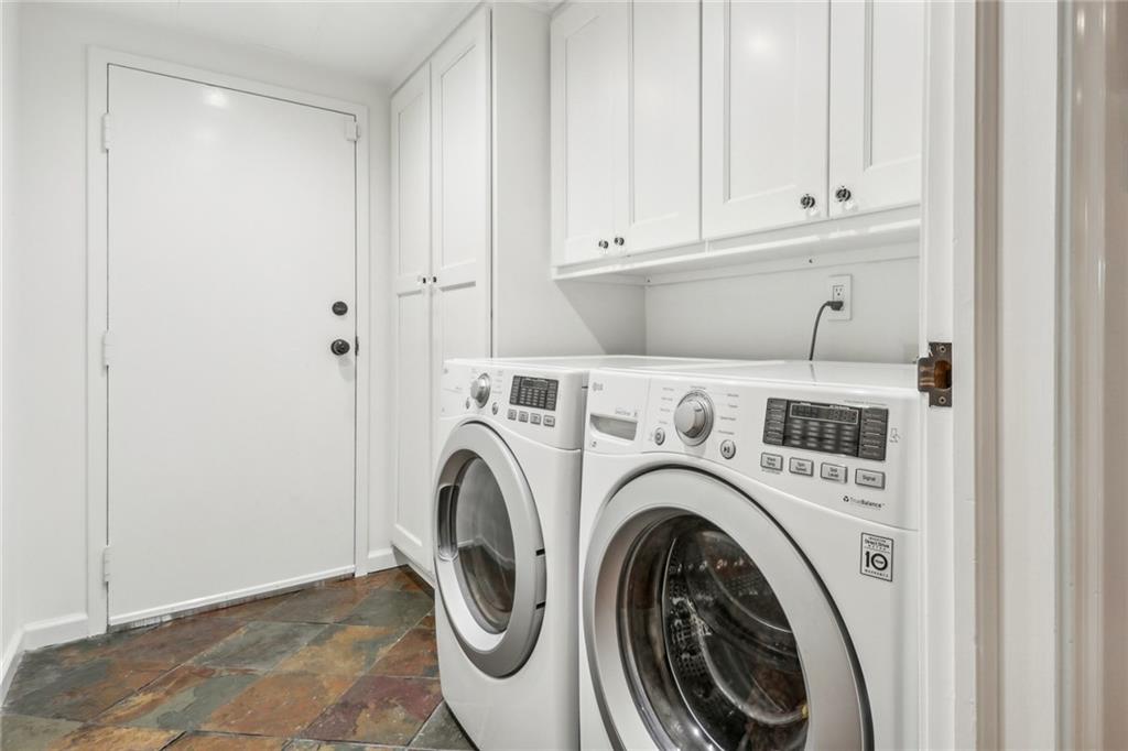 2769 Peachtree Road NE Unit 4