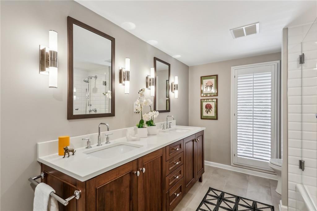 2769 Peachtree Road NE Unit 4