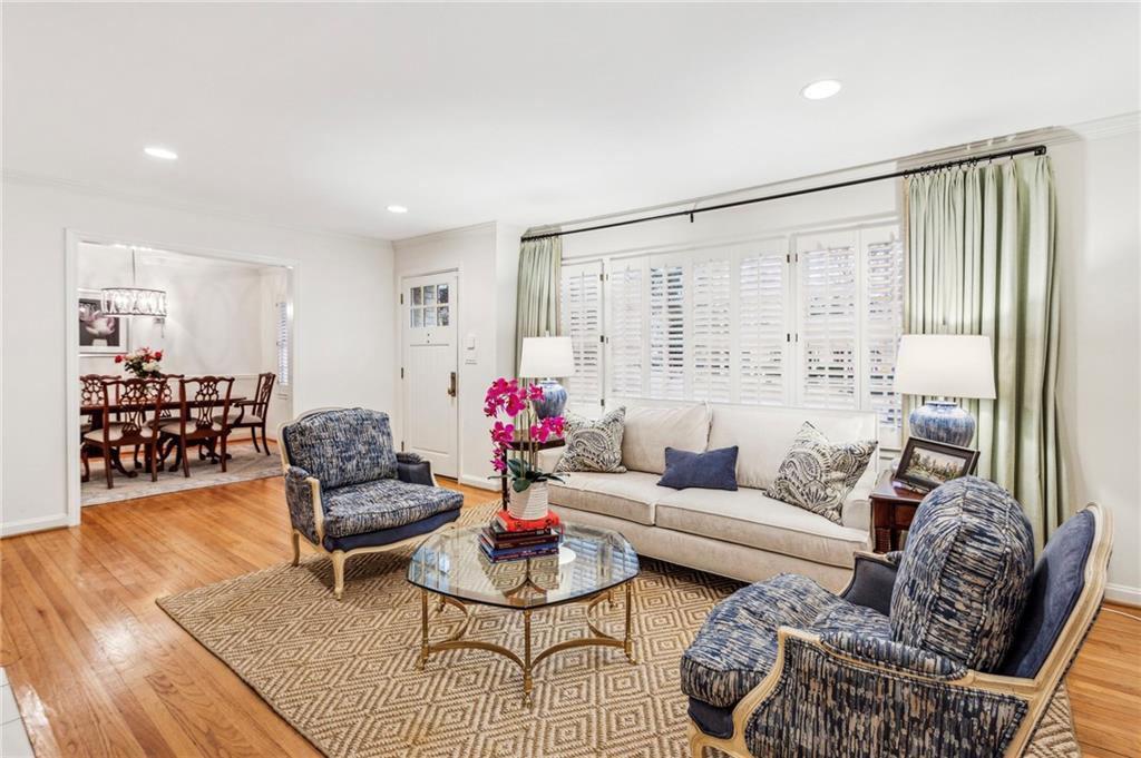 1039 Northcliffe Drive NW