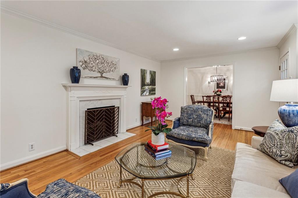 1039 Northcliffe Drive NW