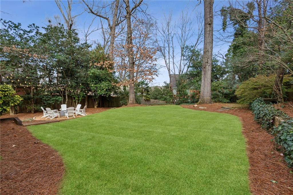 1039 Northcliffe Drive NW