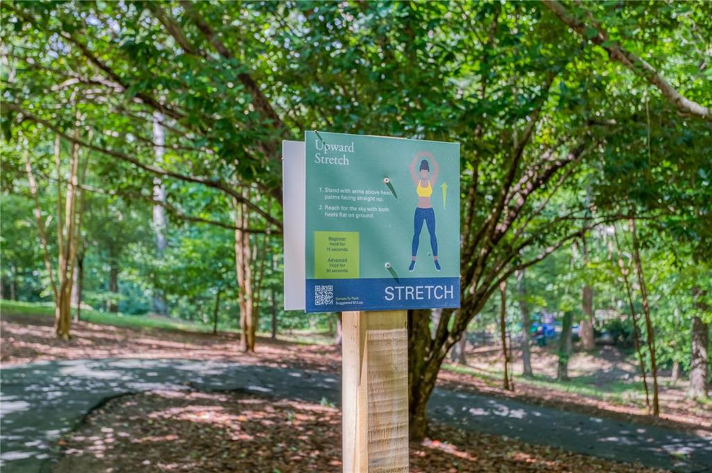 1039 Northcliffe Drive NW