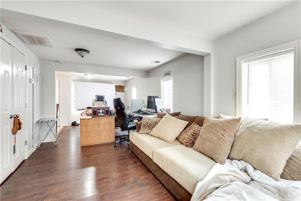 2312 Wayside Drive NE