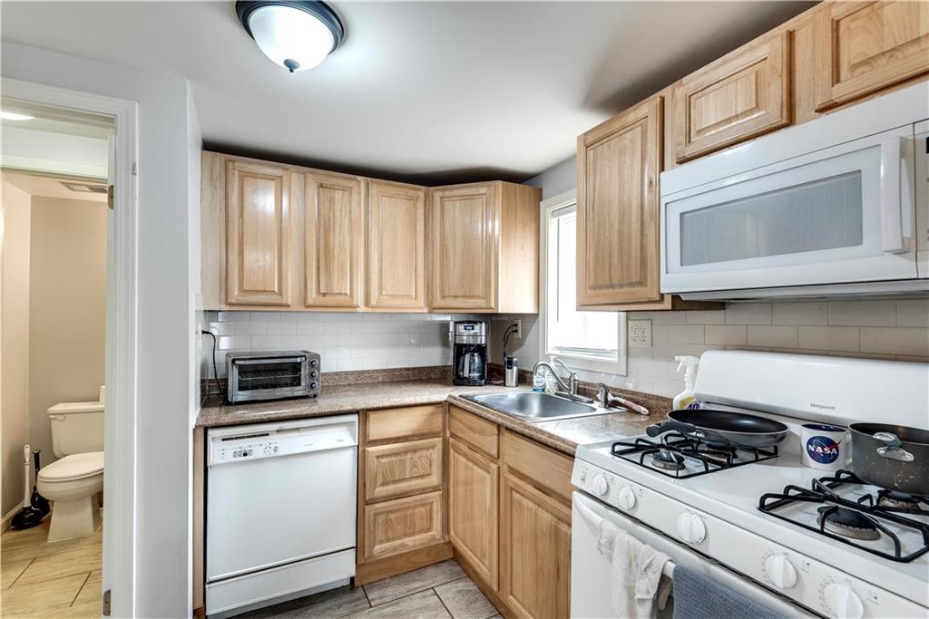 2312 Wayside Drive NE