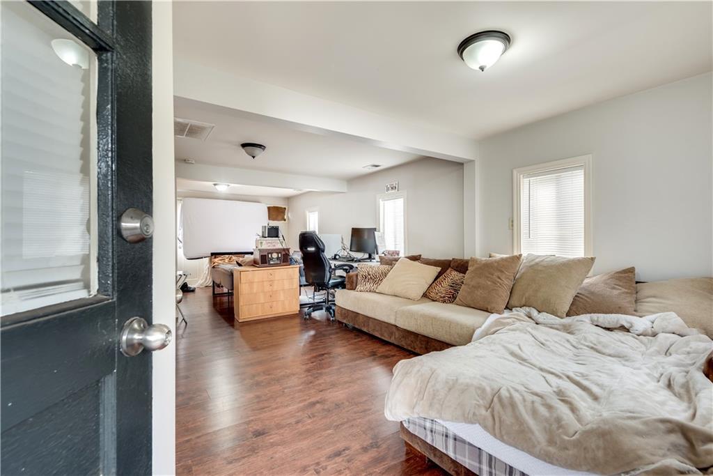 2312 Wayside Drive NE