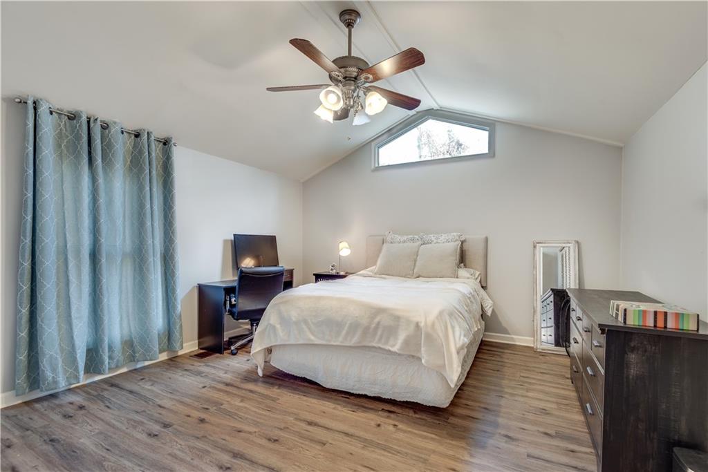 2312 Wayside Drive NE