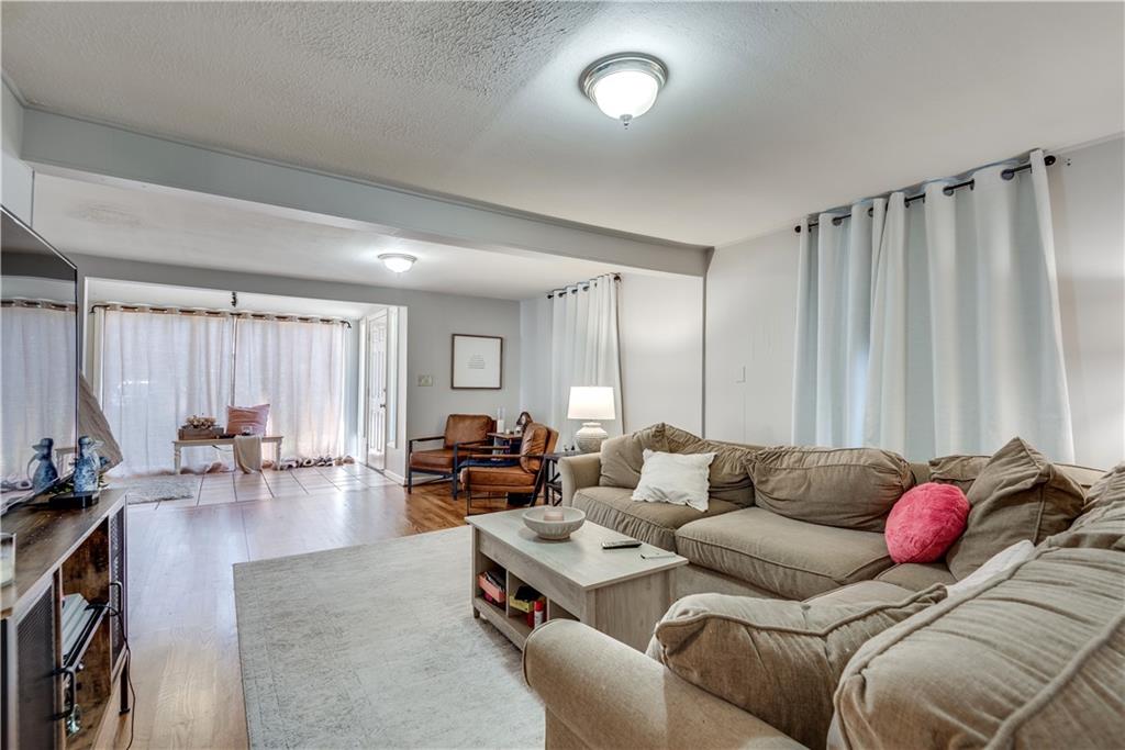 2312 Wayside Drive NE