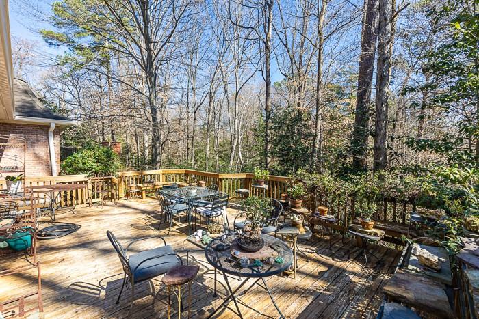 4095 Glen Devon Drive NW