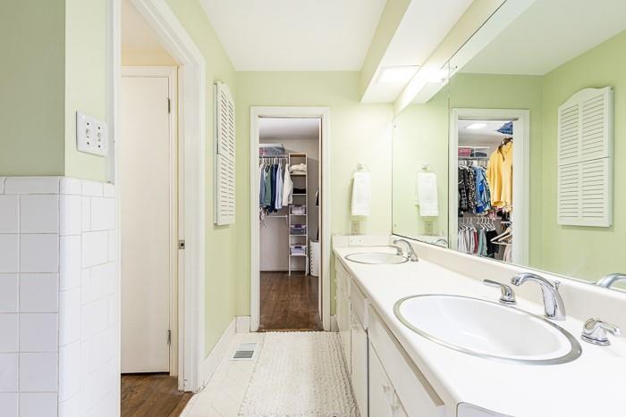 4095 Glen Devon Drive NW