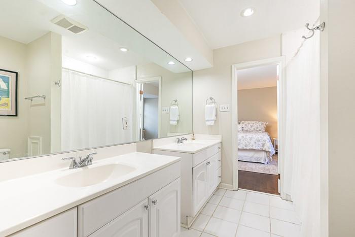 4095 Glen Devon Drive NW