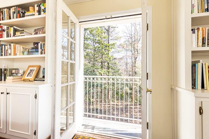 4095 Glen Devon Drive NW