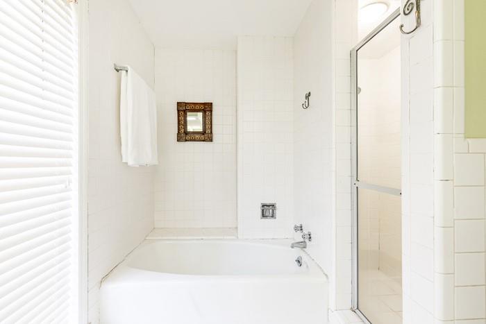 4095 Glen Devon Drive NW