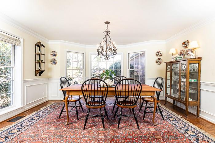 4095 Glen Devon Drive NW