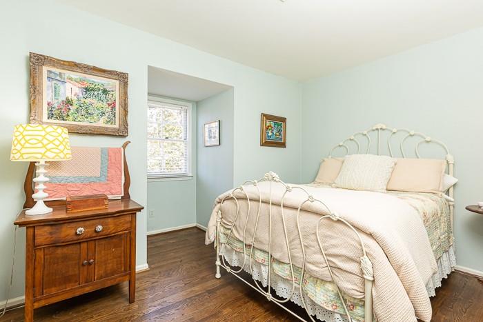 4095 Glen Devon Drive NW