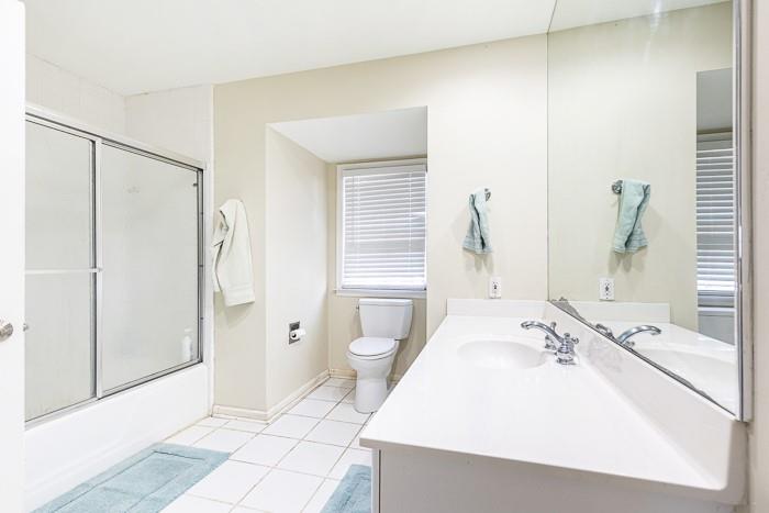 4095 Glen Devon Drive NW