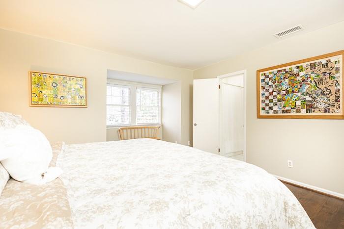 4095 Glen Devon Drive NW