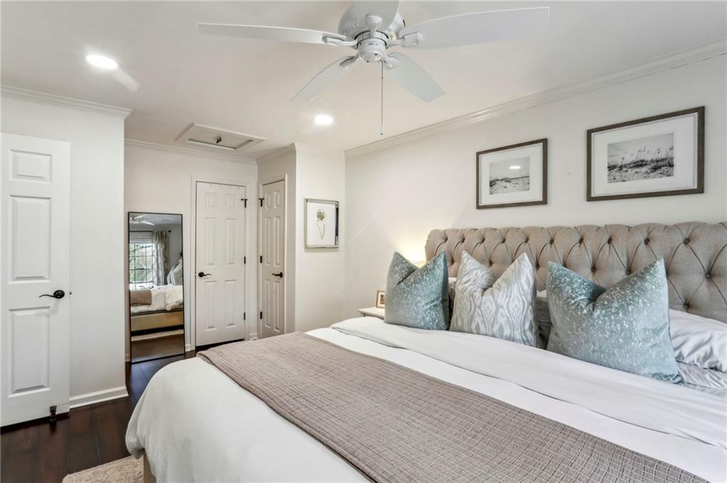 1238 Weatherstone Drive NE