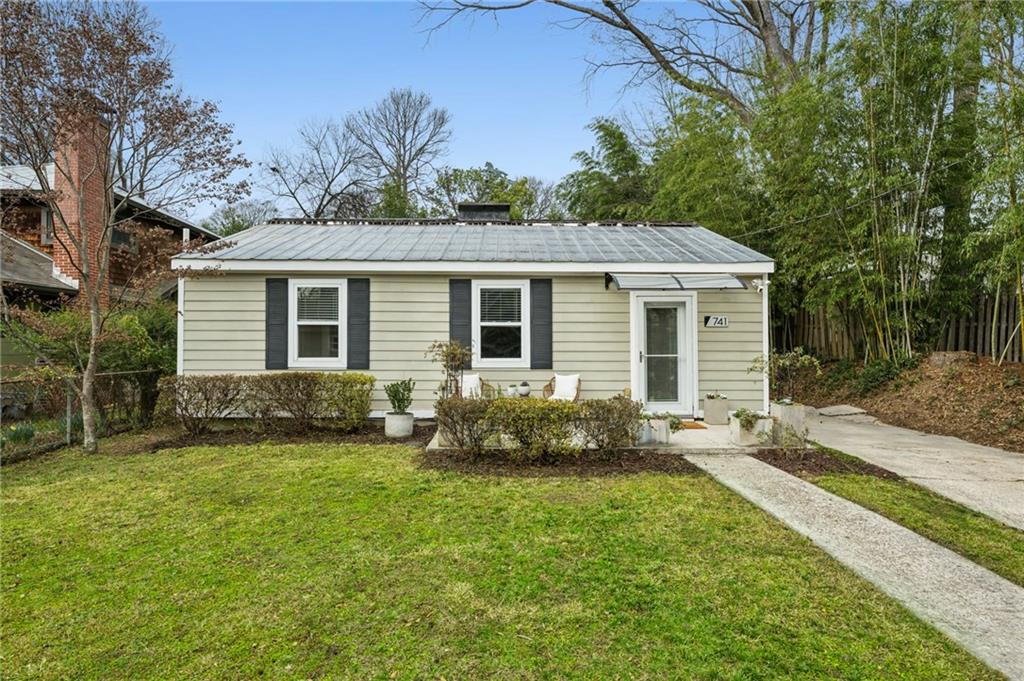 741 Antone Street NW