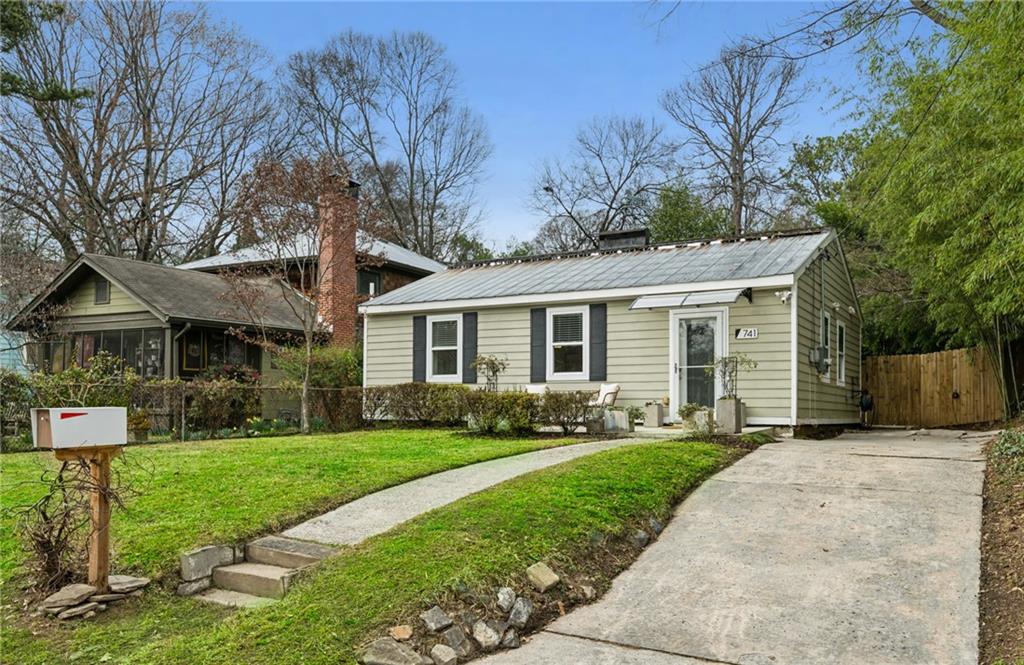 741 Antone Street NW