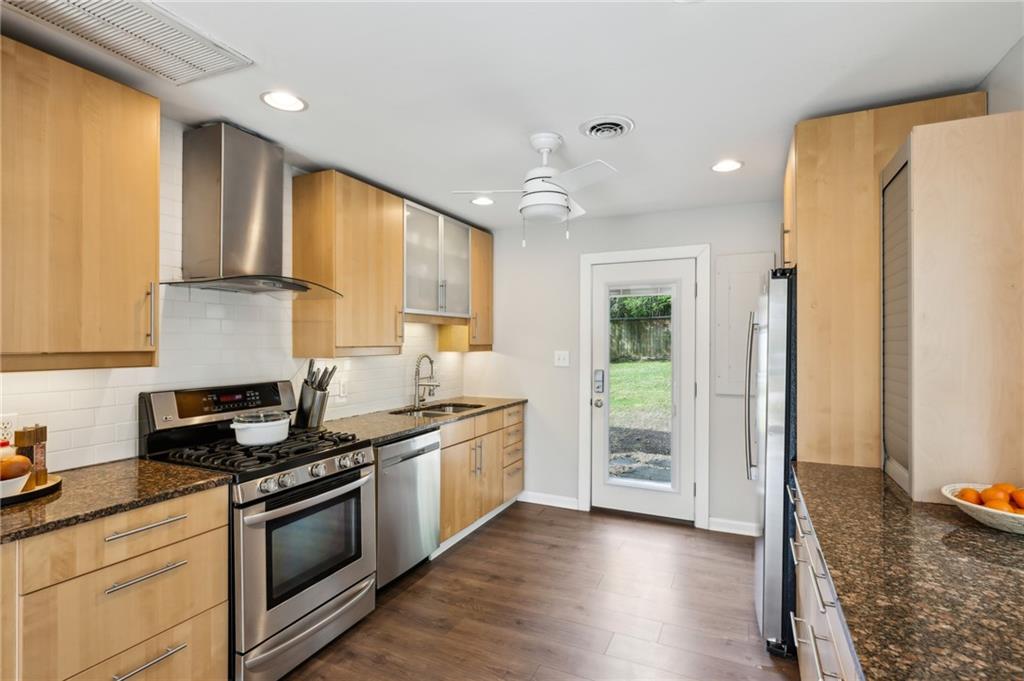 741 Antone Street NW