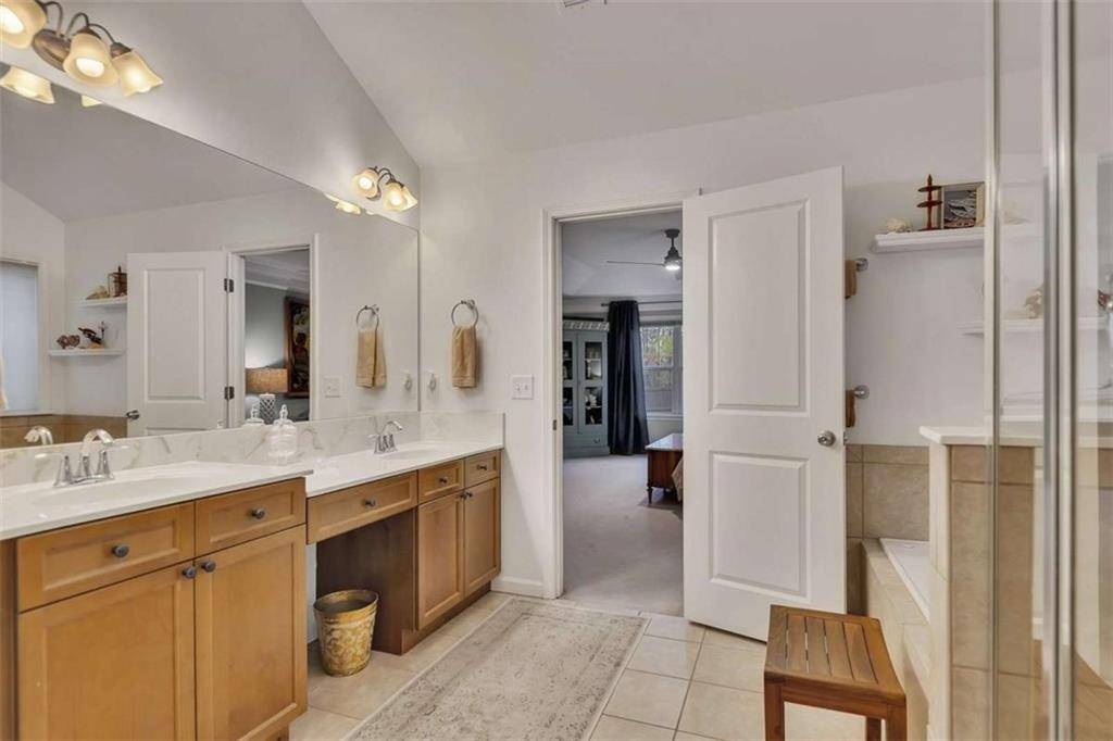 108 Lakestone Parkway