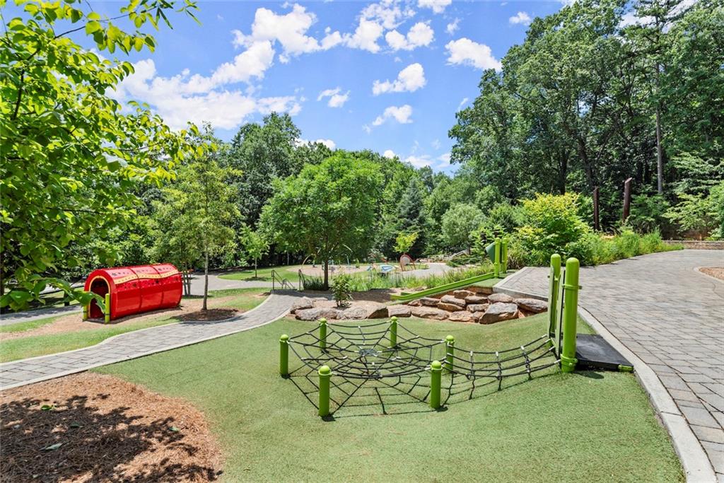 220 Chastain Park Drive NE