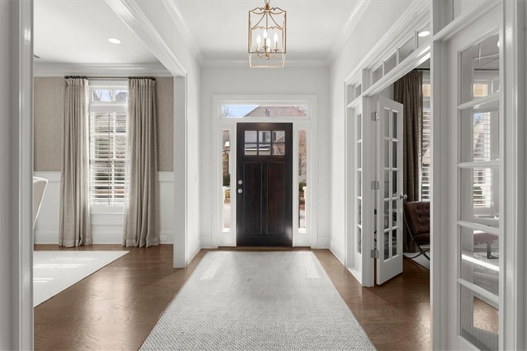 220 Chastain Park Drive NE