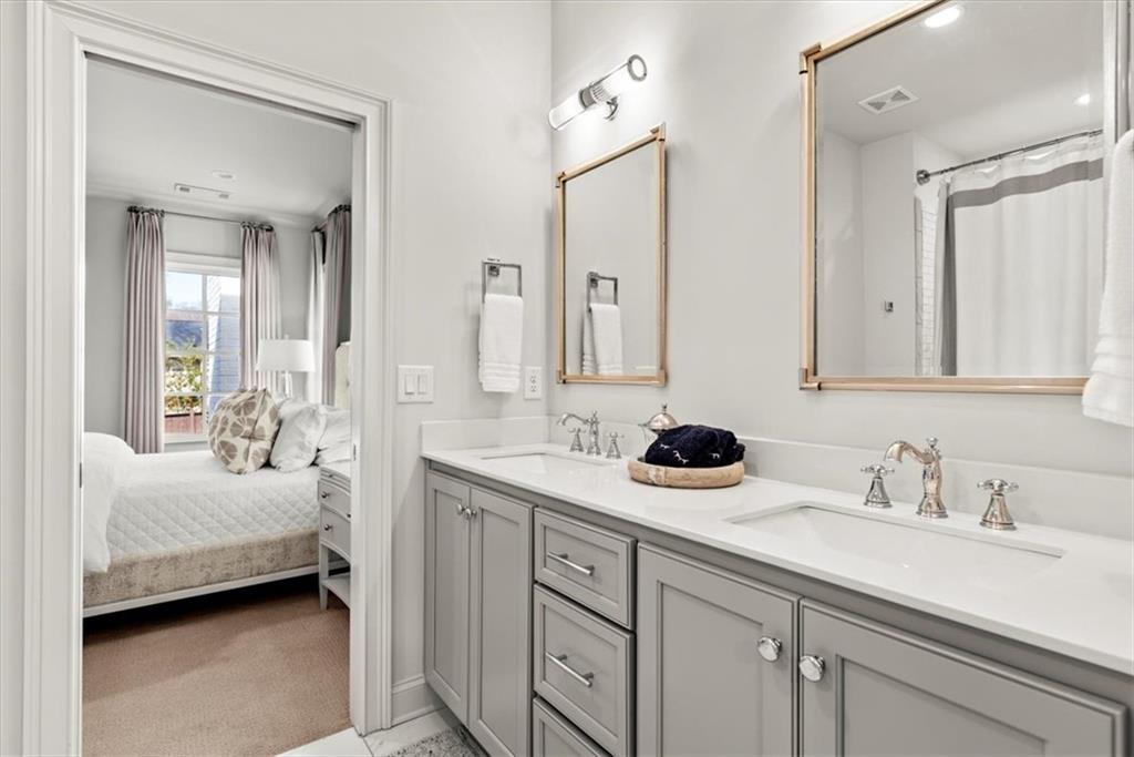 220 Chastain Park Drive NE