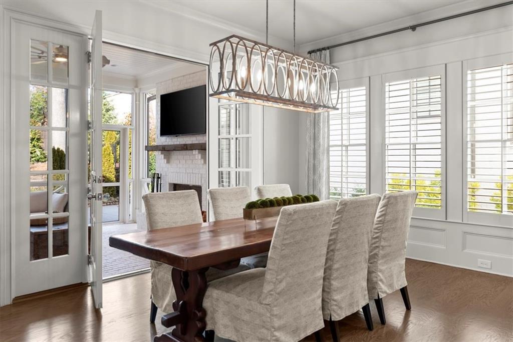 220 Chastain Park Drive NE