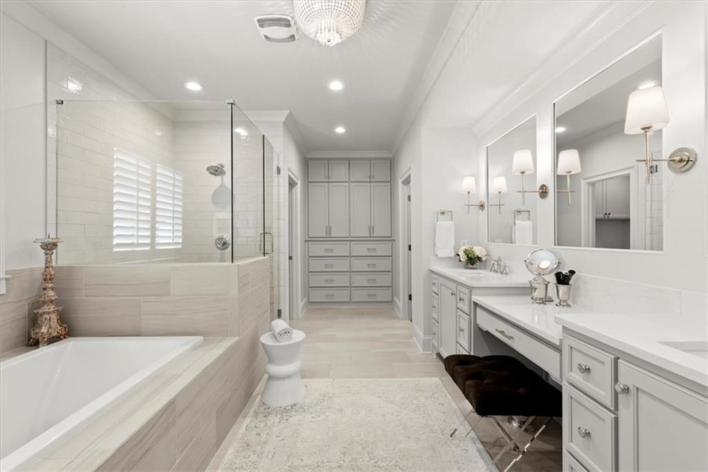 220 Chastain Park Drive NE