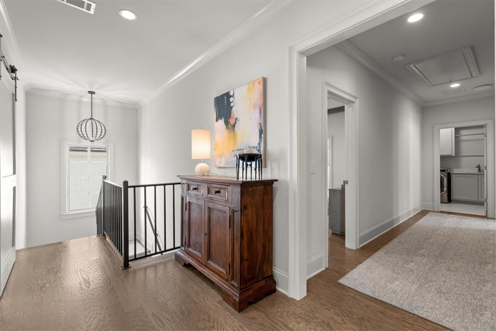 220 Chastain Park Drive NE