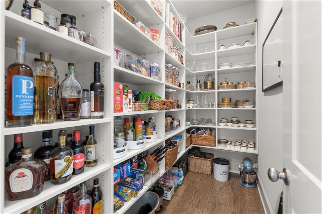 220 Chastain Park Drive NE