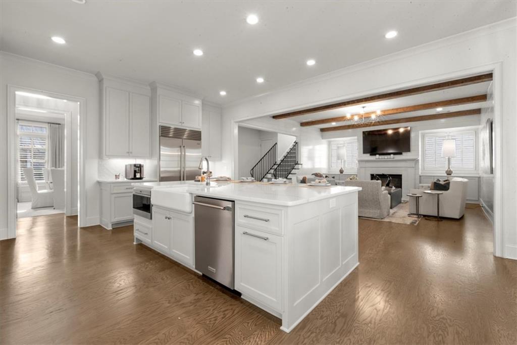 220 Chastain Park Drive NE