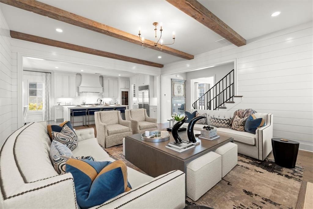 220 Chastain Park Drive NE