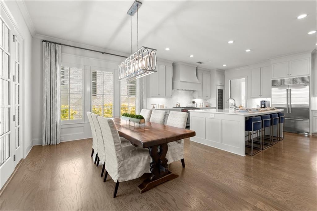 220 Chastain Park Drive NE