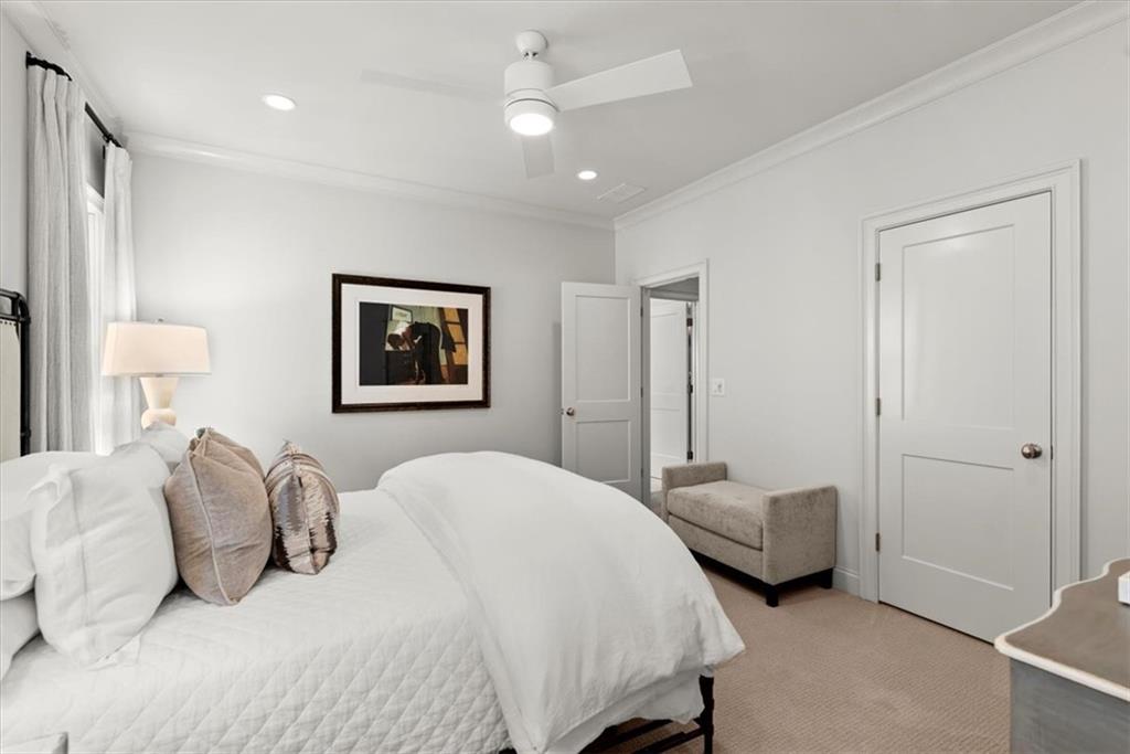 220 Chastain Park Drive NE