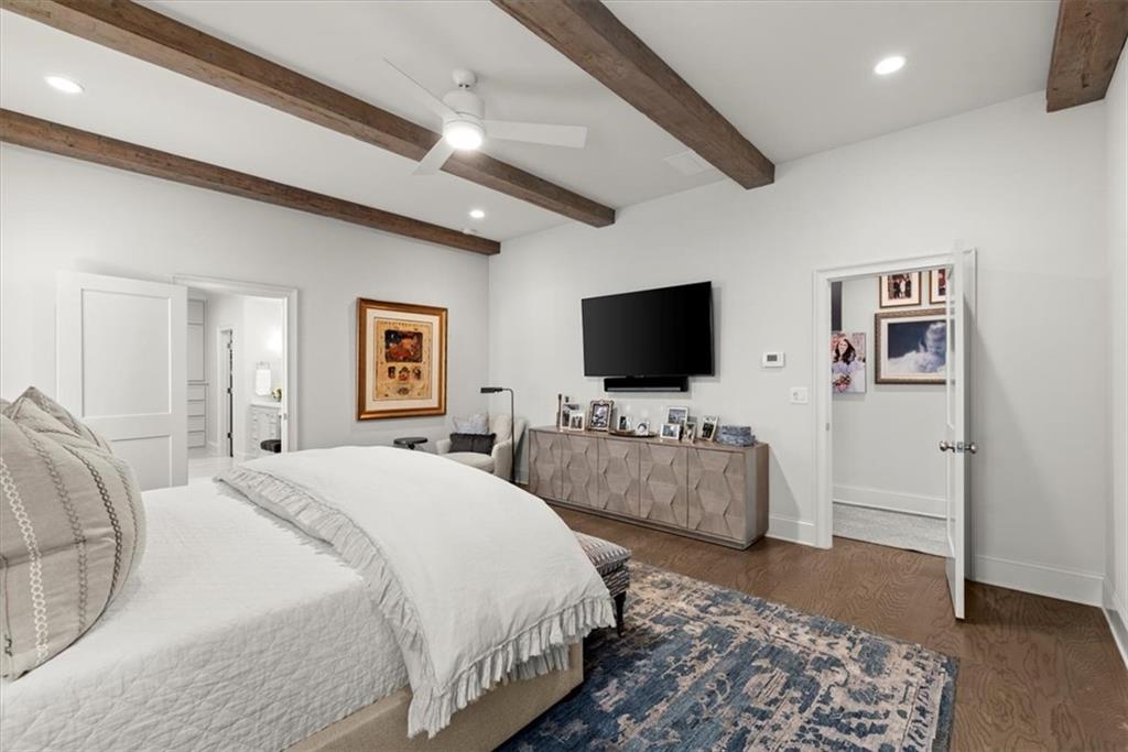 220 Chastain Park Drive NE