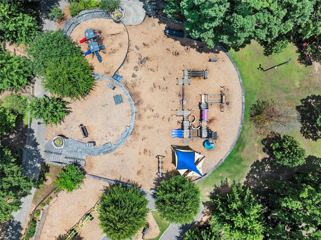 220 Chastain Park Drive NE